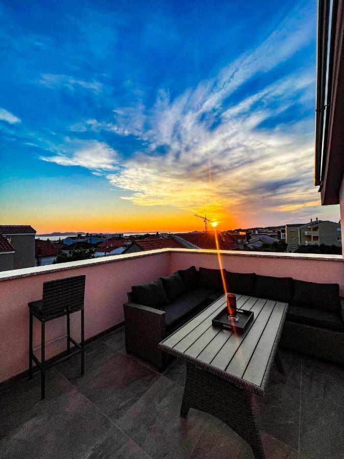 Seaview Apartments Roberta ซาดาร์ ภายนอก รูปภาพ