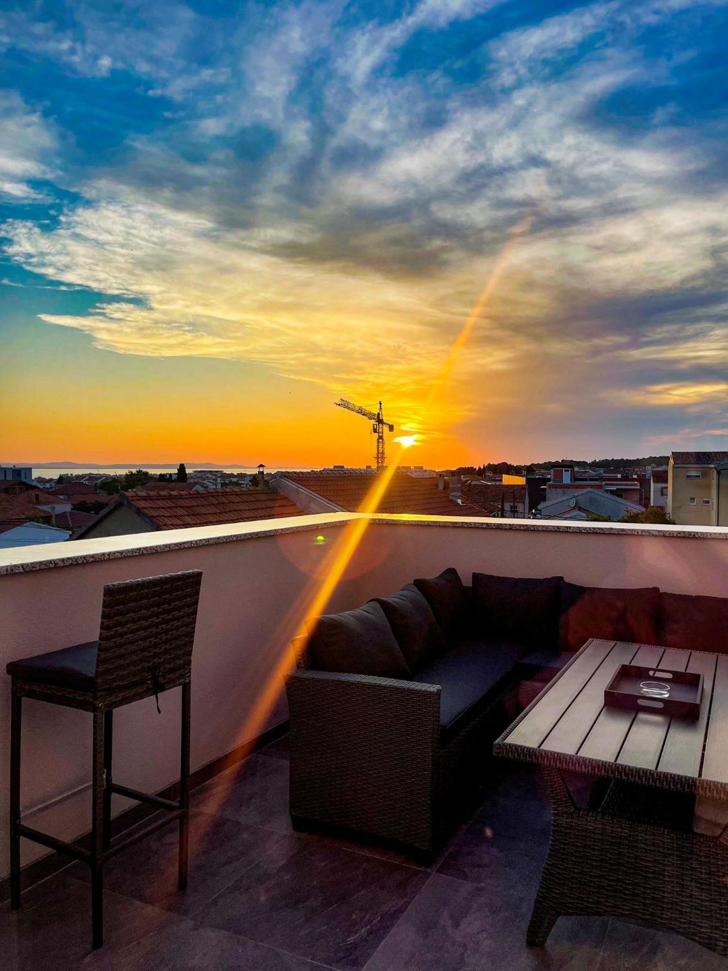 Seaview Apartments Roberta ซาดาร์ ภายนอก รูปภาพ