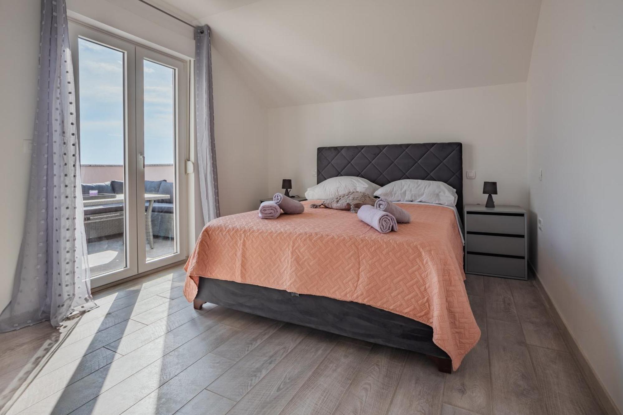 Seaview Apartments Roberta ซาดาร์ ภายนอก รูปภาพ