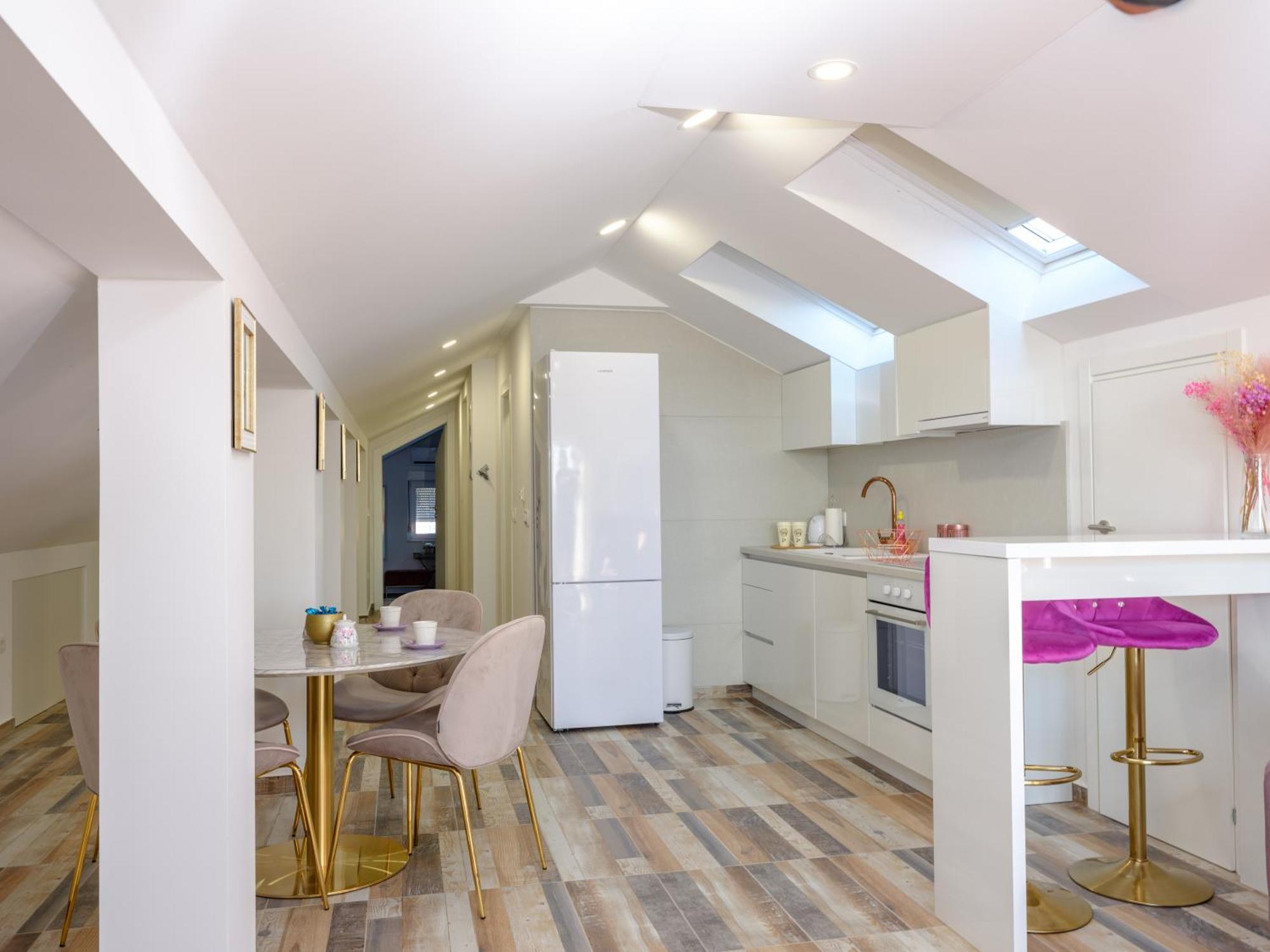 Seaview Apartments Roberta ซาดาร์ ภายนอก รูปภาพ